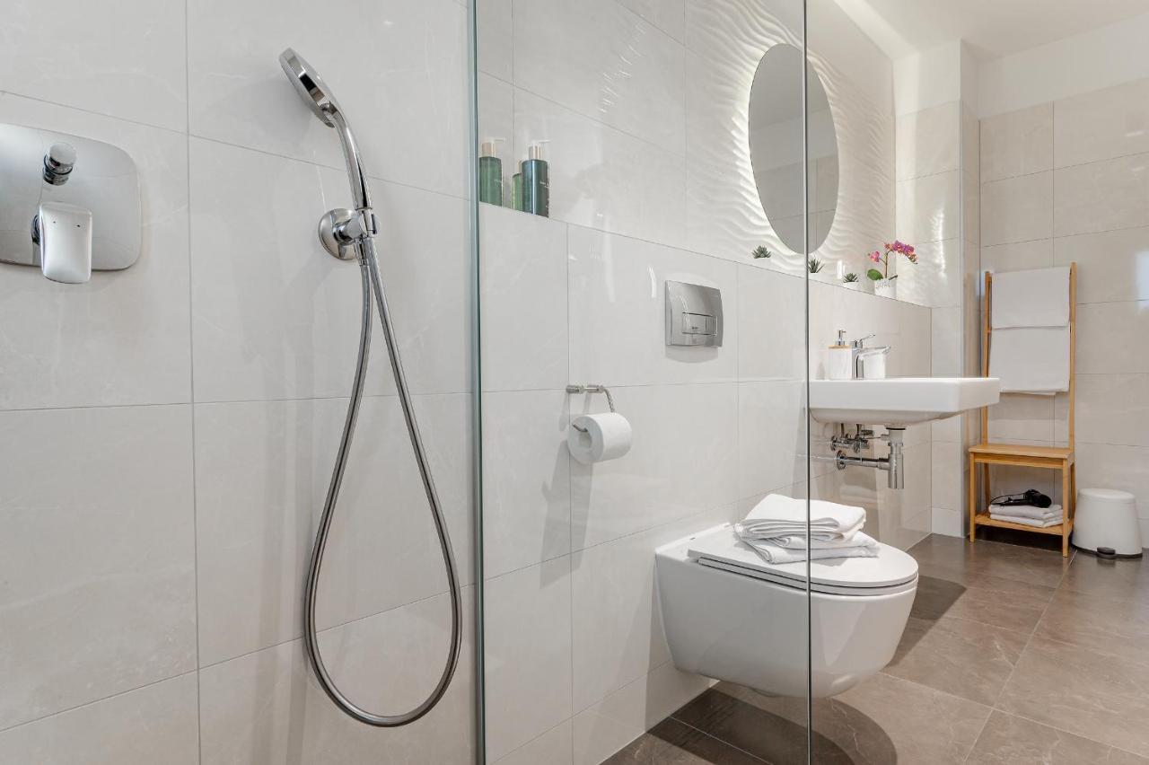 Seven Seas Residence Split Luaran gambar