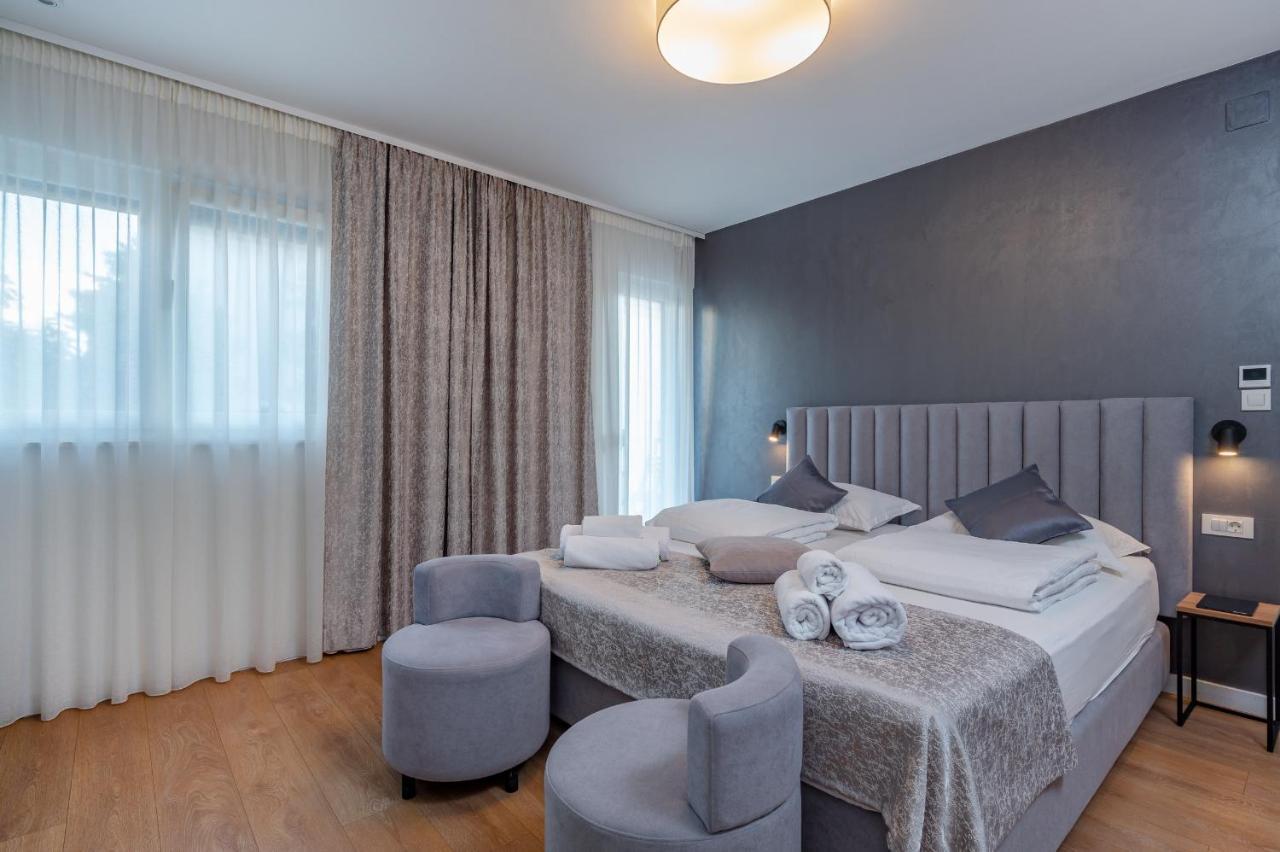 Seven Seas Residence Split Luaran gambar