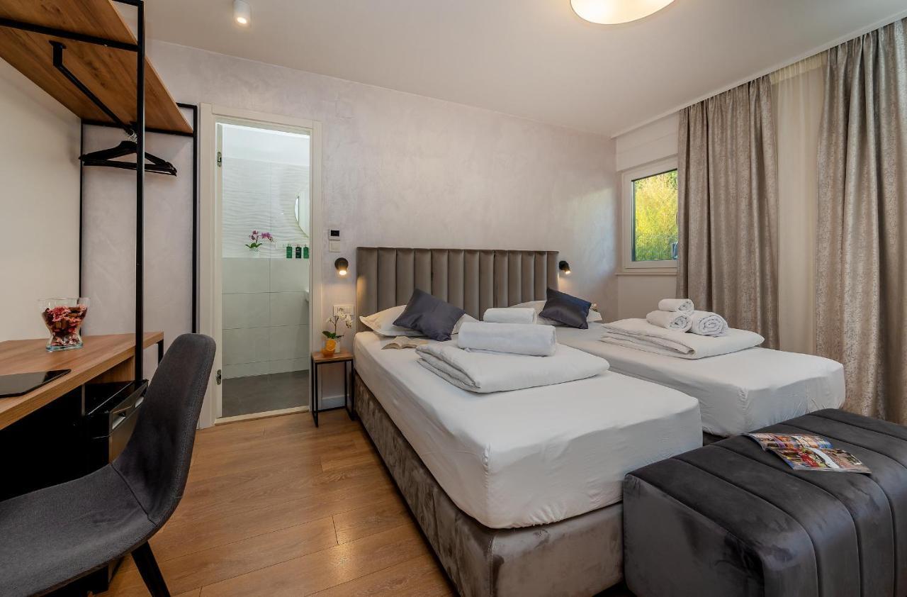 Seven Seas Residence Split Luaran gambar