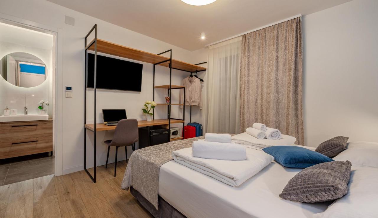 Seven Seas Residence Split Luaran gambar