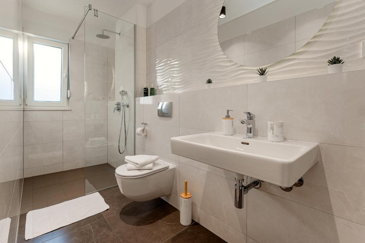 Seven Seas Residence Split Luaran gambar