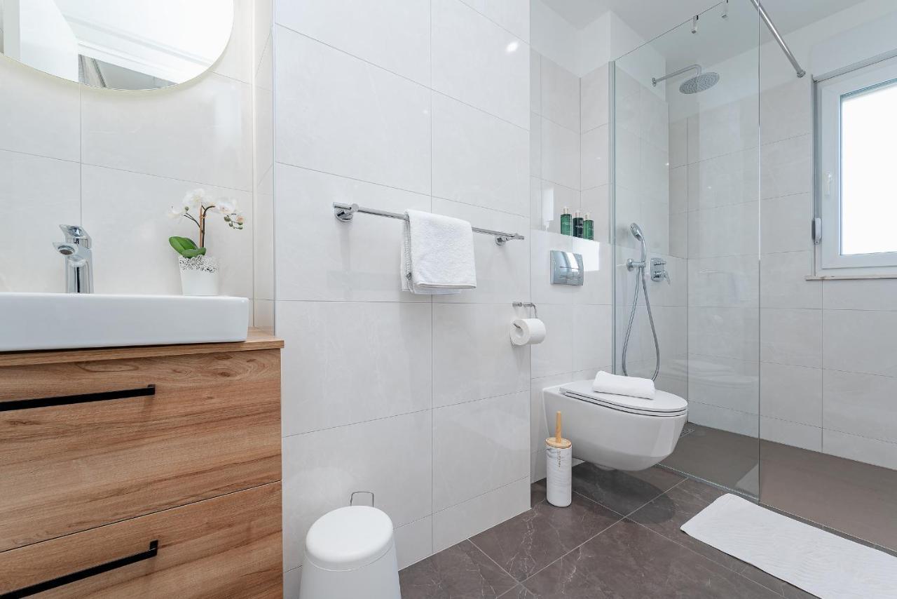 Seven Seas Residence Split Luaran gambar