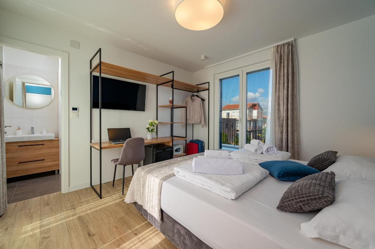 Seven Seas Residence Split Luaran gambar