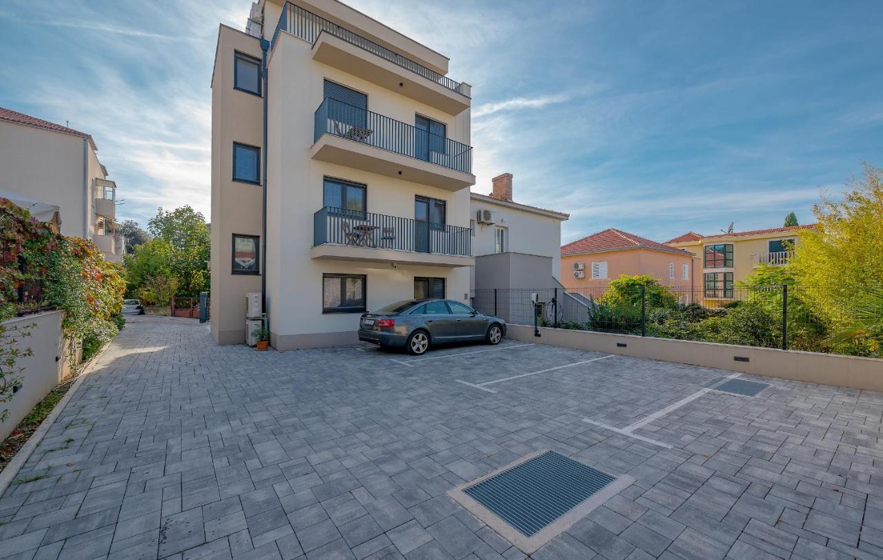 Seven Seas Residence Split Luaran gambar