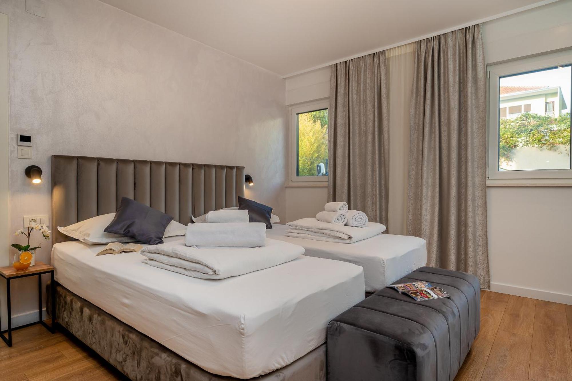 Seven Seas Residence Split Bilik gambar